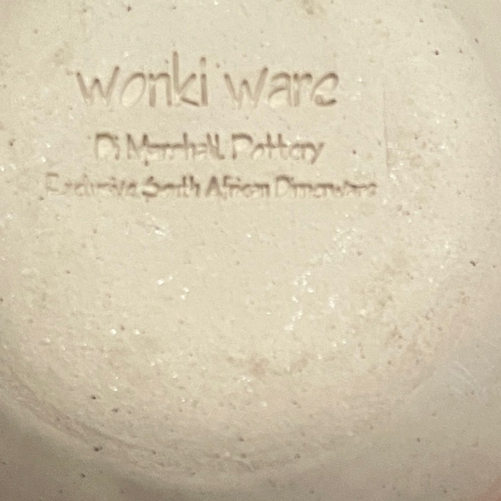 NWOT Wonki Ware pottery hand made floral serving bowl salad soup South Africa - Picture 5 of 5